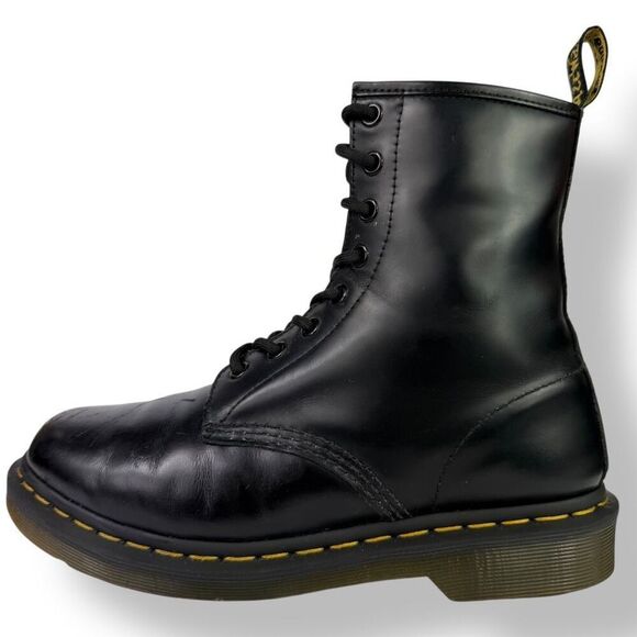 Dr. Martens Doc 1460 Smooth Black Leather Lace Up 8 Eye Boots Women’s 39 / 8 - Picture 6 of 12
